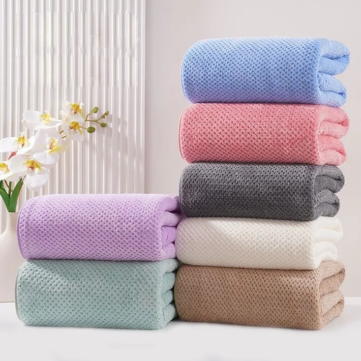 pineapple bath towel<!--[